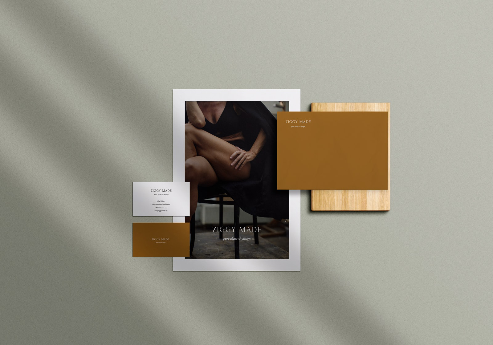 logo dla marki modowej studio projektowe hotmilk